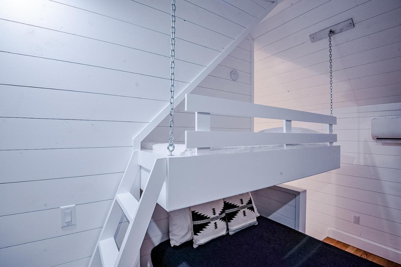 "The Barndo" 4Br Luxury Cabin, Hot Tub, Fire Pit, Bunks, Arcades, Playhouse! Broken Bow Buitenkant foto