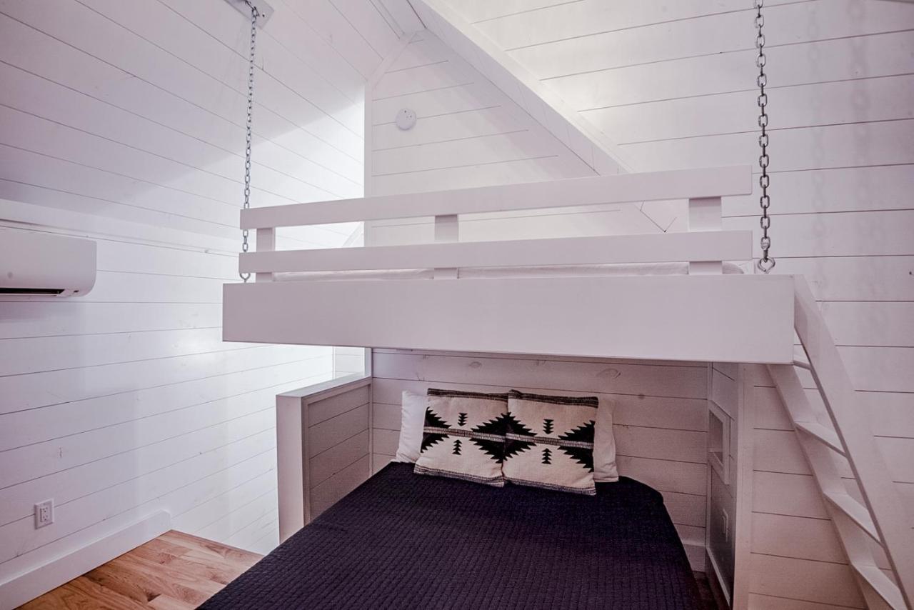 "The Barndo" 4Br Luxury Cabin, Hot Tub, Fire Pit, Bunks, Arcades, Playhouse! Broken Bow Buitenkant foto