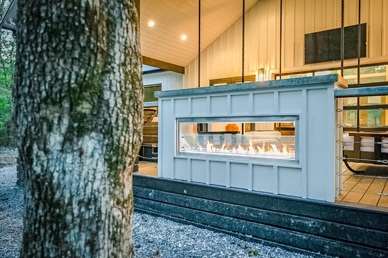 "The Barndo" 4Br Luxury Cabin, Hot Tub, Fire Pit, Bunks, Arcades, Playhouse! Broken Bow Buitenkant foto