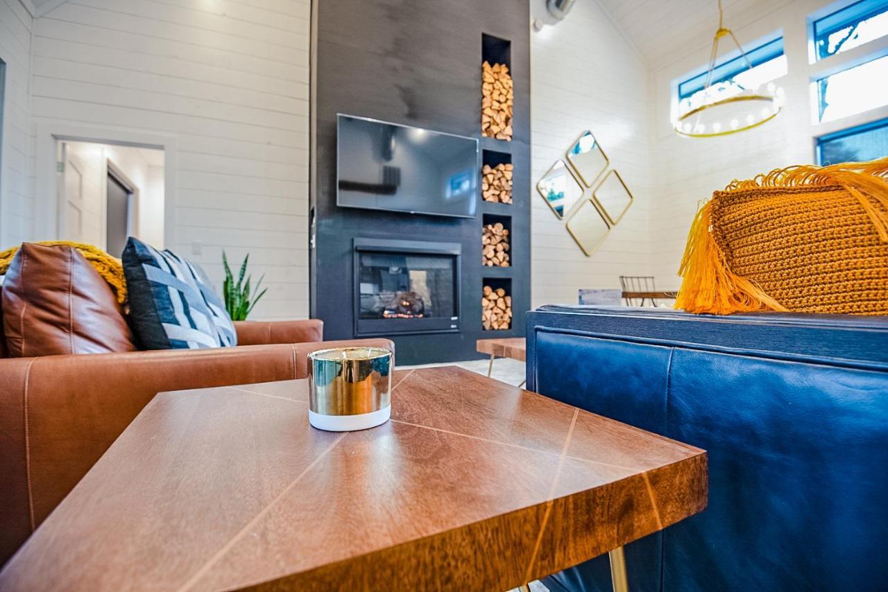 "The Barndo" 4Br Luxury Cabin, Hot Tub, Fire Pit, Bunks, Arcades, Playhouse! Broken Bow Buitenkant foto